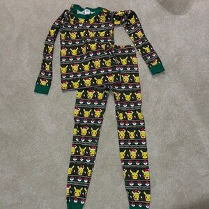 Hanna Andersson Pikachu Pajama Set - Green and Black